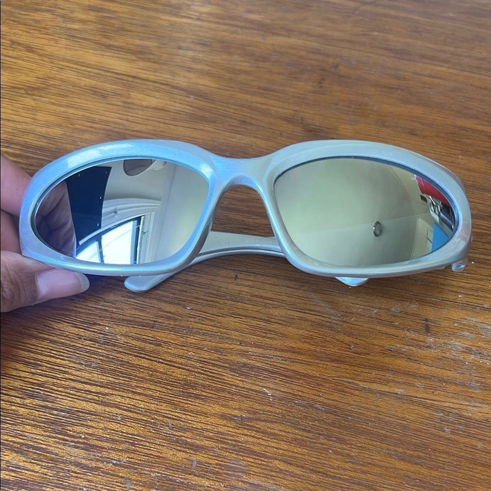 Stylish Silver Sunglasses